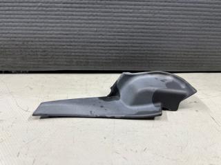 Уголок жабо правый Subaru LEGACY