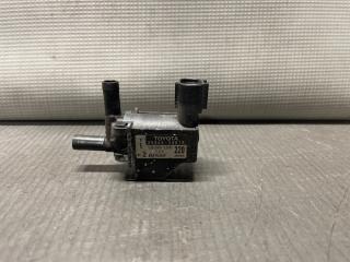 Вакуумный клапан Toyota IPSUM ACM21 2AZ 25860-28010 1 ракурс