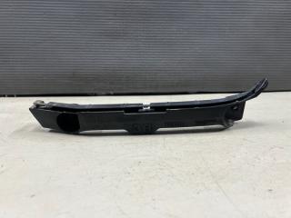 Крепление бампера правое переднее Toyota ISIS ZNM10 1ZZ 52115-44070 1 ракурс