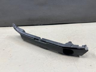Крепление бампера левое переднее Toyota ISIS ZNM10 1ZZ 52116-44070 3 ракурс