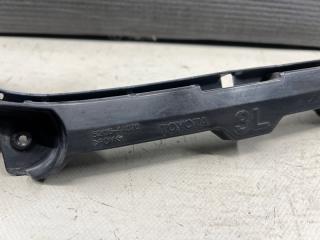 Крепление бампера левое переднее Toyota ISIS ZNM10 1ZZ 52116-44070 2 ракурс
