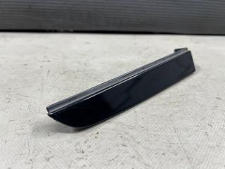 Заглушка полоза сдвижной двери правая задняя Toyota ALPHARD ANH10, ANH15, MNH10, MNH15 2AZ 68373-58010 2 ракурс