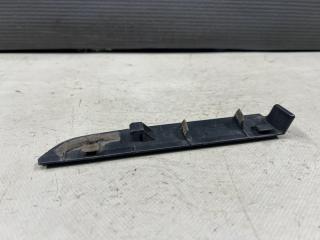 Заглушка полоза сдвижной двери правая задняя Toyota ALPHARD ANH10, ANH15, MNH10, MNH15 2AZ 68373-58010 5 ракурс