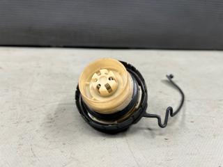 Крышка бензобака Toyota VOXY ZRR70, ZRR75 3ZR 77300-52030 3 ракурс