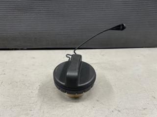 Крышка бензобака Toyota VOXY ZRR70, ZRR75 3ZR 77300-52030 1 ракурс