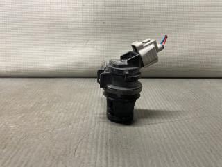 Мотор бачка омывателя Toyota AURIS NZE151, NZE154, ZRE152, ZRE154 1NZ 85330-60160 2 ракурс