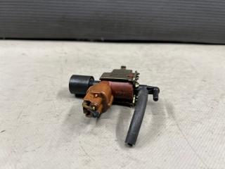 Вакуумный клапан Toyota PROGRES JCG10, JCG11, JCG15 1JZ 25860-46010 4 ракурс Вакуумный клапан Toyota PROGRES JCG10, JCG11, JCG15 1JZ 25860-46010 4 ракурс