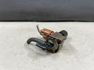 Вакуумный клапан Toyota PROGRES JCG10, JCG11, JCG15 1JZ 25860-46010 5 ракурс Вакуумный клапан Toyota PROGRES JCG10, JCG11, JCG15 1JZ 25860-46010 5 ракурс