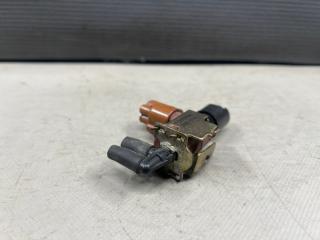 Вакуумный клапан Toyota MARK II, CRESTA, CHASER, ALTEZZA, CROWN JZX110, JZX115 1JZ 25860-46010 5 ракурс