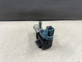 Вакуумный клапан Toyota OPA ZCT10, ZCT15 1ZZ 90910-12257 4 ракурс Вакуумный клапан Toyota OPA ZCT10, ZCT15 1ZZ 90910-12257 4 ракурс