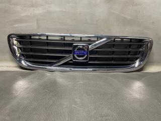 Запчасть решетка Volvo V50 