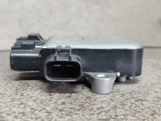 Блок управления вентилятором охлаждения Mazda MPV LW3W L3 21493 C370B 5 ракурс