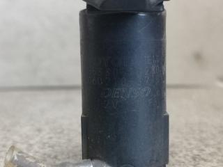 Мотор бачка омывателя Toyota COROLLA NZE121, NZE124, ZZE122 1NZ, 1ZZ 85330-10280 3 ракурс