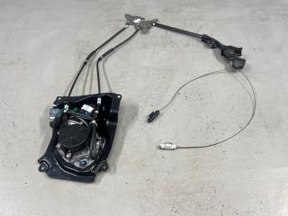 Доводчик двери правый задний Toyota NOAH AZR60, AZR65 1AZ 69631-28010 1 ракурс