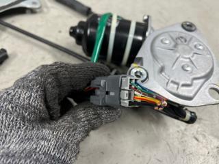 Доводчик двери правый задний Toyota ISIS ZNM10, ANM10, ANM15, ZGM10, ZGM11, ZGM15 1ZZ 85005-44010 3 ракурс