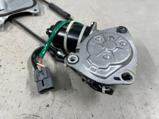 Доводчик двери правый задний Toyota ISIS ZNM10, ANM10, ANM15, ZGM10, ZGM11, ZGM15 1ZZ 85005-44010 2 ракурс
