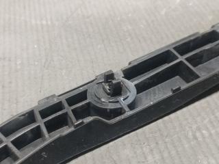 Крепление бампера правое заднее Toyota WISH ZNE10 1ZZ 52155-68020 5 ракурс