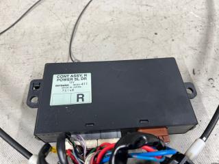 Доводчик двери правый задний Honda ELYSION RR1, RR2, RR3, RR4, RR5, RR6 K24A 72011SJKJ21 4 ракурс