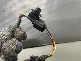 Камера переднего вида Nissan ELGRAND E52 QR25 284F1 1JB1A 5 ракурс