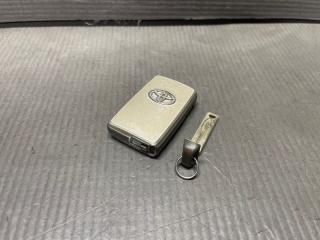Ключ зажигания Toyota VOXY ZRR70 271451-6230 3 ракурс
