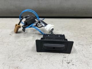 Кнопка открывания багажника Nissan MARCH