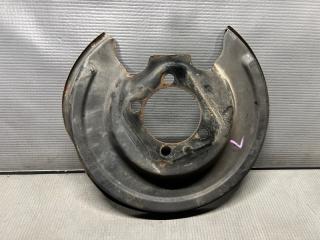 Кожух ступицы левый задний Toyota PRIUS ZVW30 2ZR 47882-12071 1 ракурс Кожух ступицы левый задний Toyota PRIUS ZVW30 2ZR 47882-12071 1 ракурс