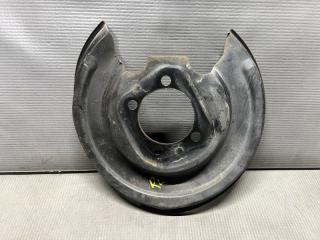 Кожух ступицы левый задний Toyota PRIUS ZVW30 2ZR 47882-12071 1 ракурс Кожух ступицы левый задний Toyota PRIUS ZVW30 2ZR 47882-12071 1 ракурс