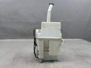 Бачок стеклоомывателя Toyota AVENSIS