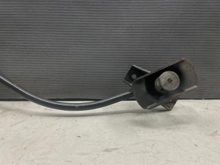 Крепление запасного колеса Toyota WISH ZNE10, ZNE14, ANE10, ANE11 1ZZ 51900-68010 3 ракурс Крепление запасного колеса Toyota WISH ZNE10, ZNE14, ANE10, ANE11 1ZZ 51900-68010 3 ракурс