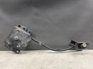 Крепление запасного колеса Toyota WISH