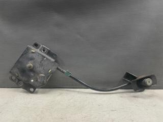 Крепление запасного колеса Toyota WISH