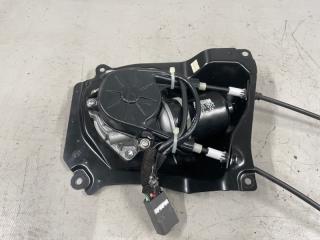 Доводчик двери левый задний Toyota VOXY AZR60, AZR65 1AZ 69641-28010 2 ракурс