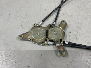 Доводчик двери левый задний Toyota VOXY AZR60, AZR65 1AZ 69641-28010 2 ракурс