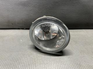 Туманка правая передняя Toyota IST NCP60 81211-52050, 52-040 1 ракурс