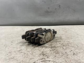 Тормозные колодки задние Nissan FUGA Y50 3 ракурс Тормозные колодки задние Nissan FUGA Y50 3 ракурс