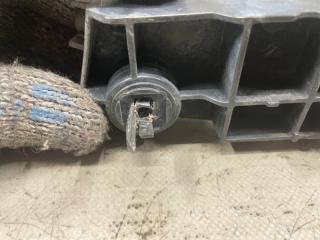 Крепление бампера правое переднее Toyota VOXY ZRR70 52116-28160 5 ракурс