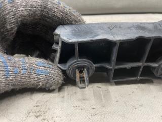 Крепление бампера правое переднее Toyota VOXY ZRR70 52116-28160 5 ракурс