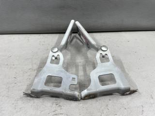 Петля капота Honda FIT GK3 5 ракурс Петля капота Honda FIT GK3 5 ракурс