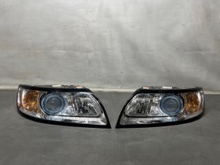 Фара передняя Volvo V50