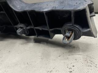 Крепление бампера левое переднее Toyota VOXY ZRR70 3ZR 52116-28160 5 ракурс