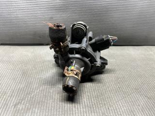 Помпа инвертора Toyota PRIUS ZVW30 2ZR G9040-48020 4 ракурс