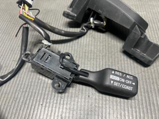 Кнопки на руль Toyota AVENSIS AZT250, AZT251, AZT255 2AZ 3 ракурс