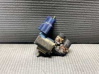 Запчасть вакуумный клапан Nissan EXPERT