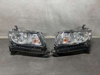 Фара передняя Honda FREED SPIKE