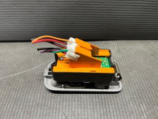Пульт стеклоподъемника правый передний Mazda BONGO FRIENDEE SGLR, SG5W, SGEW, SGL5 WL-T S54N6635052 5 ракурс