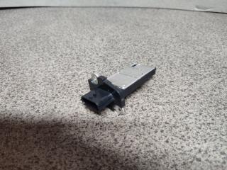 Фото запчасти датчик расхода воздуха Nissan WINGROAD контрактная запчасть Запчасть датчик расхода воздуха Nissan WINGROAD