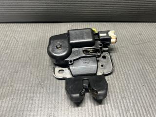 Замок багажника Nissan TIIDA LATIO SC11, SNC11, SJC11 HR15 84631-ED400 3 ракурс