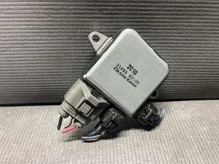 Запчасть блок управления вентилятором охлаждения Nissan SERENA