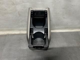 Подстаканник Toyota PRIUS NHW20 1NZ 55630-47020 2 ракурс Подстаканник Toyota PRIUS NHW20 1NZ 55630-47020 2 ракурс