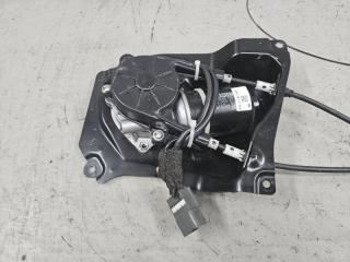 Доводчик двери левый задний Toyota NOAH AZR60, AZR65 1AZ 69641-28010 2 ракурс